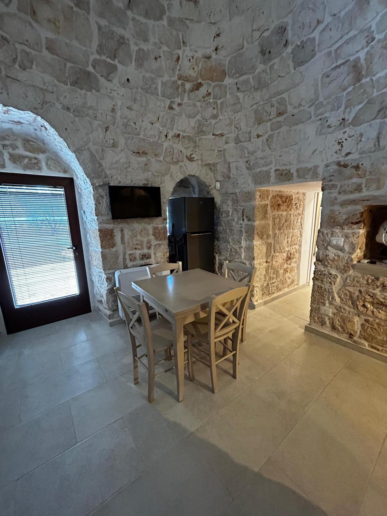 Bed and Breakfast Il Trullo Di Bina Pezze Di Greco Esterno foto