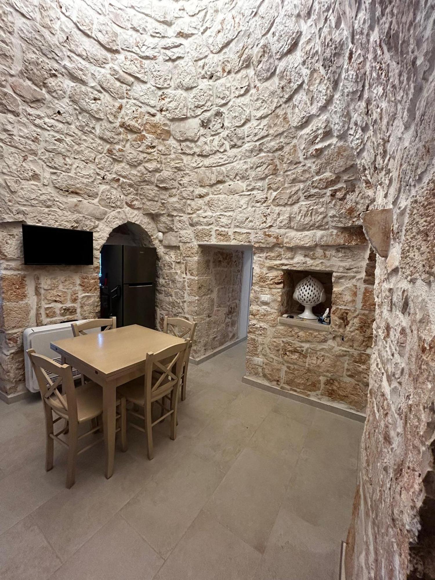 Bed and Breakfast Il Trullo Di Bina Pezze Di Greco Esterno foto